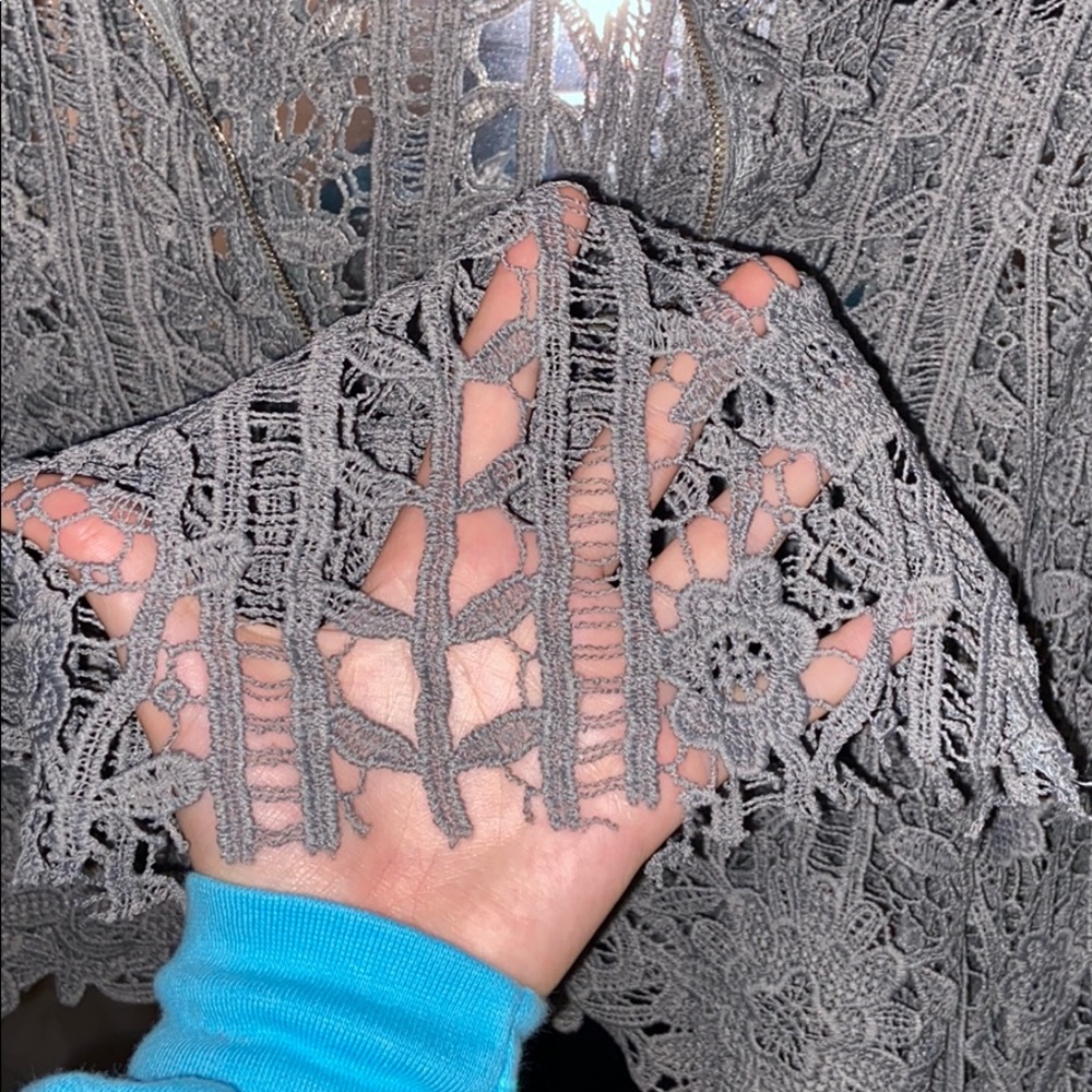 Top - Picture 2 of 3